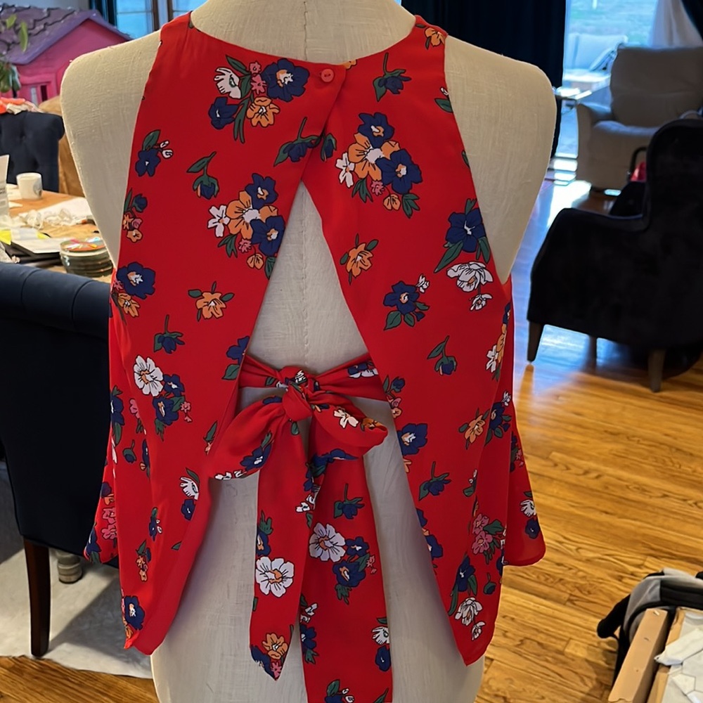 Zara floral halter open back top size xs